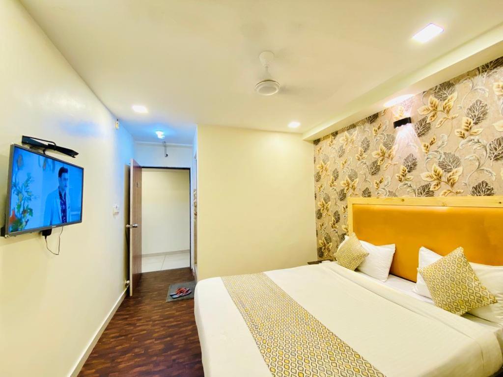 Hotel Alexa By Abc Αχμπανταμπάντ Εξωτερικό φωτογραφία