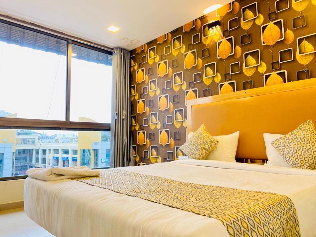 Hotel Alexa By Abc Αχμπανταμπάντ Εξωτερικό φωτογραφία